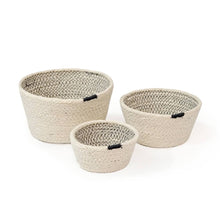 Load image into Gallery viewer, Amari Bowls - Set of 3